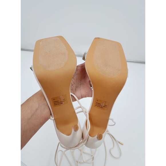 Cape Robbin Aigo Cream Lace Up Leg  Clear Strap Goldtone Studs 11 - Picture 8 of 8